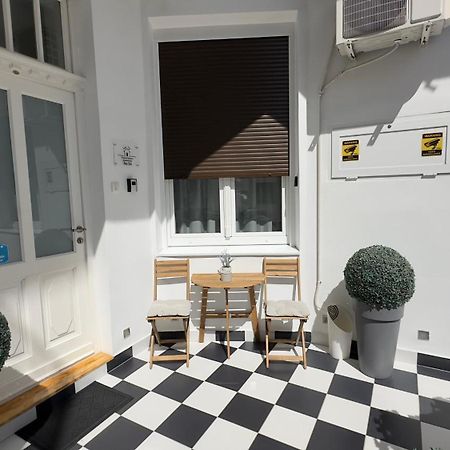 Theatre Square Apartments Novi Sad Eksteriør billede